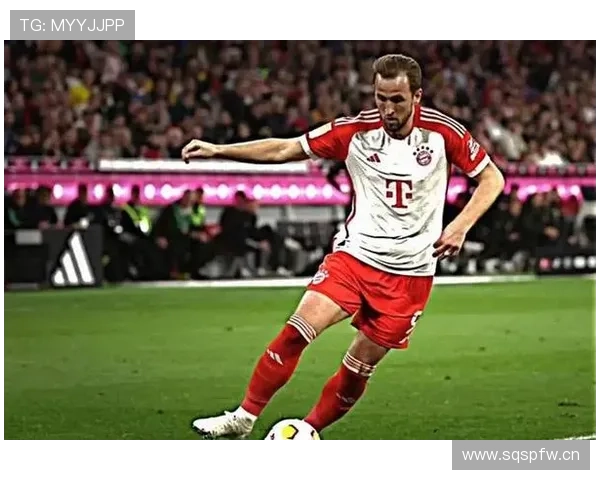 拜仁的危机_阵容单薄、战术迷失,豪门光环正在褪色_