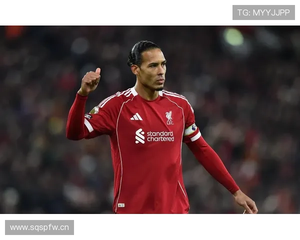 范戴克：PFA年度最佳球员中卫身份获奖